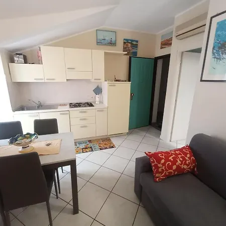 Apartment Italia 85